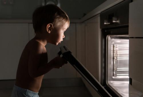 Spisreglage-skydd: Ett måste för att barnsäkra ditt kök